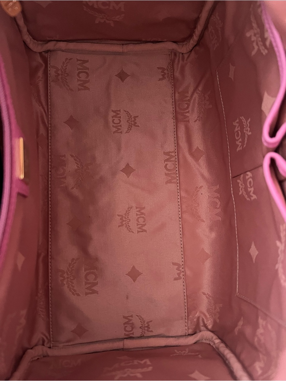 BRAND NEW WITH TAGS MCM Pink RARE Heart Logo Speedy Style w/ Matching Wallet - Picture 11 of 16